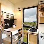Domaine Du Coq En Pat Bed and Breakfast Augerolles