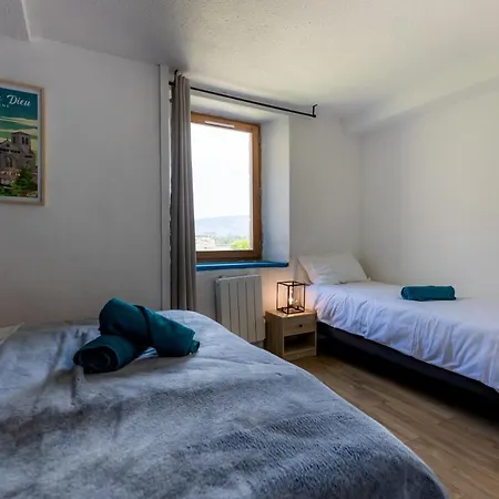 Bed & Breakfast Domaine Du Coq En Pat Augerolles