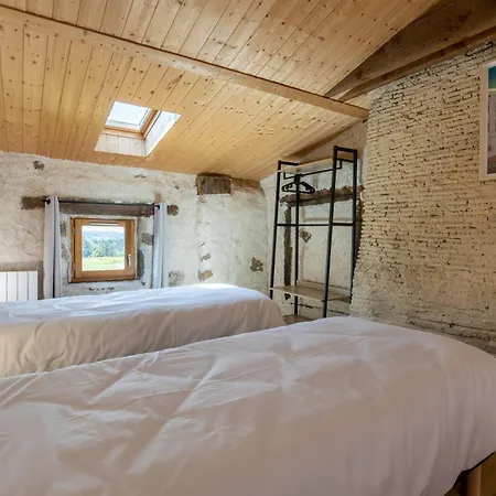 Domaine Du Coq En Pat Bed and Breakfast